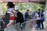 NEWS - Coronavirus:  Verteilung von Nahrungsmitteln in Genf