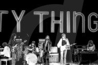 Pretty Things perform on The Minight Special TV Show