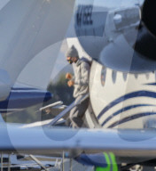 EXKLUSIV -  Justin Bieber und Hailey Baldwin landen in Los Angeles