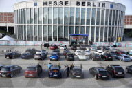 PEOPLE - 90er Drive-In-Konzert in Berlin
