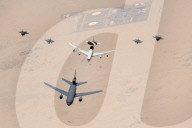 NEWS - Manöver der U.S. Air Force über den Vereinigten Arabischen Emiraten
