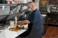NEWS - Coronavirus: Abstandsregeln in Restaurants in Coral Springs, Florida