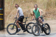 One Direction singer Harry Styles, 26, enjoys an hour-long electric bike ride through Malibu with Rande Gerber, 56. 