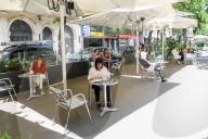 NEWS - Coronavirus: Terrassencafés in Barcelona wieder offen