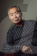 PORTRAIT - Fotoshooting mit George Takei