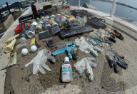 NEWS - Coronavirus: Masken und Handschuhe verschmutzen Mittelmeer