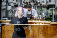 NEWS - Coronavirus: Gewächshäuser als Schutz im Amsterdamer Restaurant Mediamatic
