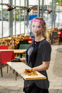 NEWS - Coronavirus: Gewächshäuser als Schutz im Amsterdamer Restaurant Mediamatic