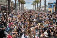 NEWS - USA Unruhen: Black Lives Matter-Demonstration in Hermosa Beach, Los Angeles