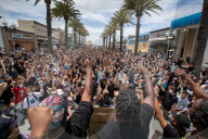 NEWS - USA Unruhen: Black Lives Matter-Demonstration in Hermosa Beach, Los Angeles