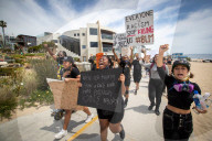 NEWS - USA Unruhen: Black Lives Matter-Demonstration in Hermosa Beach, Los Angeles