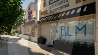 NEWS - USA Unruhen: Verbarrikadierte Shops in Los Angeles