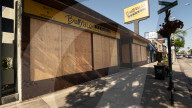 NEWS - USA Unruhen: Verbarrikadierte Shops in Los Angeles