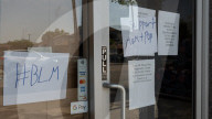 NEWS - USA Unruhen: Verbarrikadierte Shops in Los Angeles
