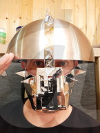 FEATURE - Österreichischer Künstler kreiert skurrile Gesichtsmasken