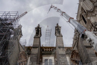 NEWS - Abbau des Baugerüsts an der Notre-Dame in Paris