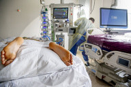 NEWS - Coronavirus:  Intensivstation des Albert-Schweitzer-Krankenhauses in Dordrecht