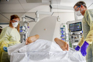 NEWS - Coronavirus:  Intensivstation des Albert-Schweitzer-Krankenhauses in Dordrecht