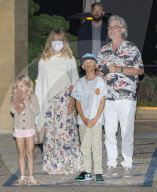 EXKLUSIV -  Kate Hudson und Danny Fujikawa dinieren mit Mama Goldie Hawn und Kurt Russell im Nobu
