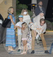 EXKLUSIV -  Kate Hudson und Danny Fujikawa dinieren mit Mama Goldie Hawn und Kurt Russell im Nobu

