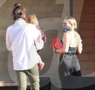 EXKLUSIV -  Kate Hudson und Danny Fujikawa dinieren mit Mama Goldie Hawn und Kurt Russell im Nobu
