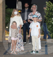 EXKLUSIV -  Kate Hudson und Danny Fujikawa dinieren mit Mama Goldie Hawn und Kurt Russell im Nobu
