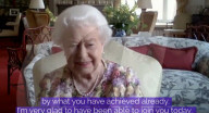 ROYALS - Königin Elisabeth verleiht Videokonferenzen das königliche Gütesiegel