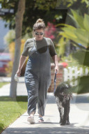 A broken-hearted Kelly Clarkson is seen for the first time since filing for divorce from husband Brandon Blackstock.