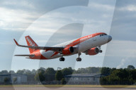 NEWS - Coronavirus: easyJet fliegt wieder von und nach Grossbritannien
