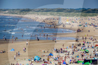 NEWS - Coronavirus: Gut gefüllte Strände in Scheveningen