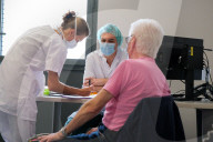 NEWS - Coronavirus: Rehabilitation von Post-Covdi-Patienten in Reims