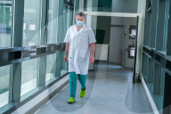 NEWS - Coronavirus: Rehabilitation von Post-Covdi-Patienten in Reims