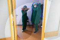 NEWS - Coronavirus: Rehabilitation von Post-Covdi-Patienten in Reims