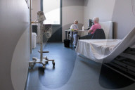 NEWS - Coronavirus: Rehabilitation von Post-Covdi-Patienten in Reims