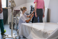 NEWS - Coronavirus: Rehabilitation von Post-Covdi-Patienten in Reims