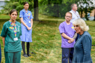 ROYALS - Prinz Charles und Camilla besuchen das Gloucester Royal Hospital