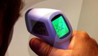 Symbolfoto: Thermometer Fiebermessung