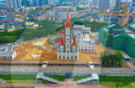 FEATURE - Kirche im gotischen Stil in Nanning, China