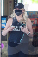 Heather Locklear steps out with a huge engagement ring on her finger, a week before itÕs now been officially confirmed sheÕs engaged.