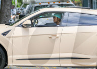 PREMIUM EXCLUSIVE Justin Bieber solo in Beverly Hills amid rift with Hailey
