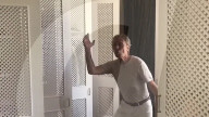 PEOPLE - Sir Cliff Richard gibt eine exklusive Musik-Session aus seinem Haus auf Barbados