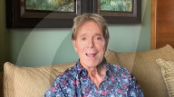 PEOPLE - Sir Cliff Richard gibt eine exklusive Musik-Session aus seinem Haus auf Barbados