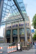 NEWS -  Kahlschlag: Galeria Karstadt Kaufhof schliesst in Deutschland 62 Filialen