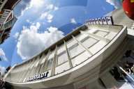NEWS -  Kahlschlag: Galeria Karstadt Kaufhof schliesst in Deutschland 62 Filialen
