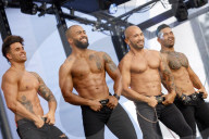 FEATURE - Sixx Paxx Strip-Show live bei der BonnLive Autokonzert-Reihe im Autokino  Bonn