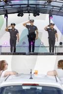 FEATURE - Sixx Paxx Strip-Show live bei der BonnLive Autokonzert-Reihe im Autokino  Bonn