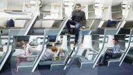 FEATURE - Liegesitze auf zwei Ebenen, die das Economy-Fliegen wesentlich komfortabler machen
 könnten