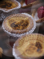 Patisserie Bakery made entirely from Knitted food