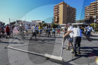 NEWS - Coronavirus: Ausbruch in Mondragone, Italien, führt zu Spannungen zwischen Italienern und Bulgaren