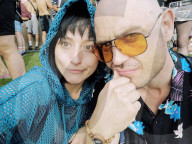 FEATURE -  Frust über geschlossene Kinos: Kreative Kinofans stellen mit allererlei Utensilien berühmte Filmszenen nach